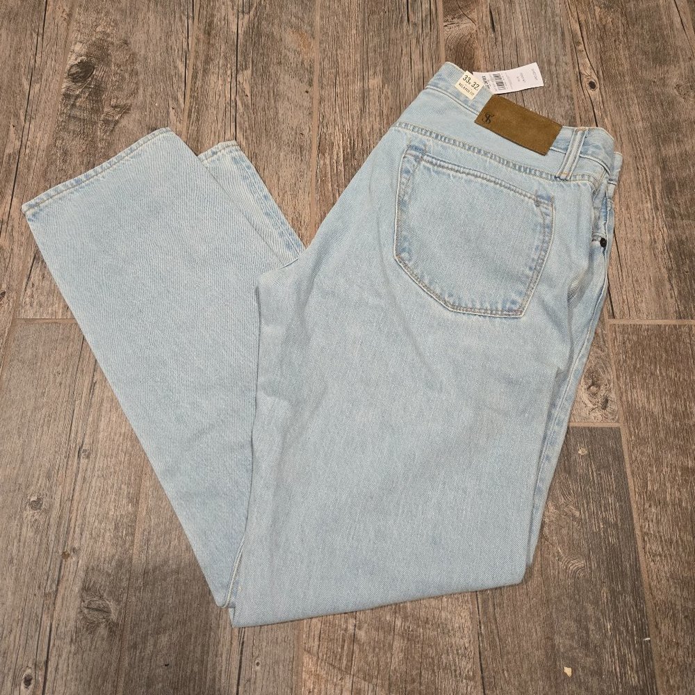 NWT Todd Snyder  RELAXED FIT SELVEDGE JEAN IN SUN FADED WASH